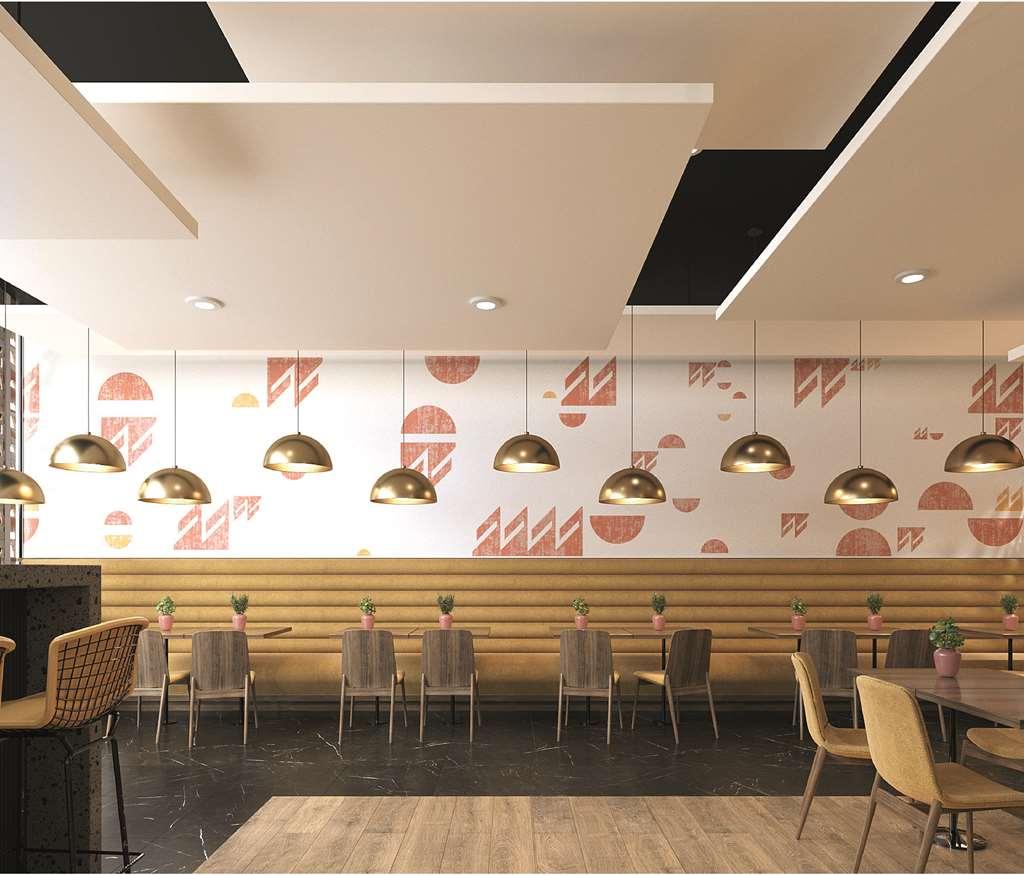 Hampton By Hilton Quito La Carolina Park Hotel Restaurant photo